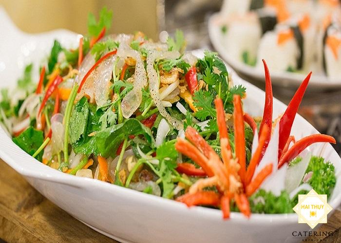 Làm "gỏi sứa trộn cần Đà Lạt" ai ăn cũng mê